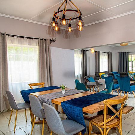 Hungwe House Villa Victoria Falls Eksteriør bilde