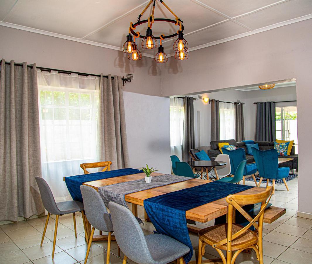 Hungwe House Villa Victoria Falls Eksteriør bilde